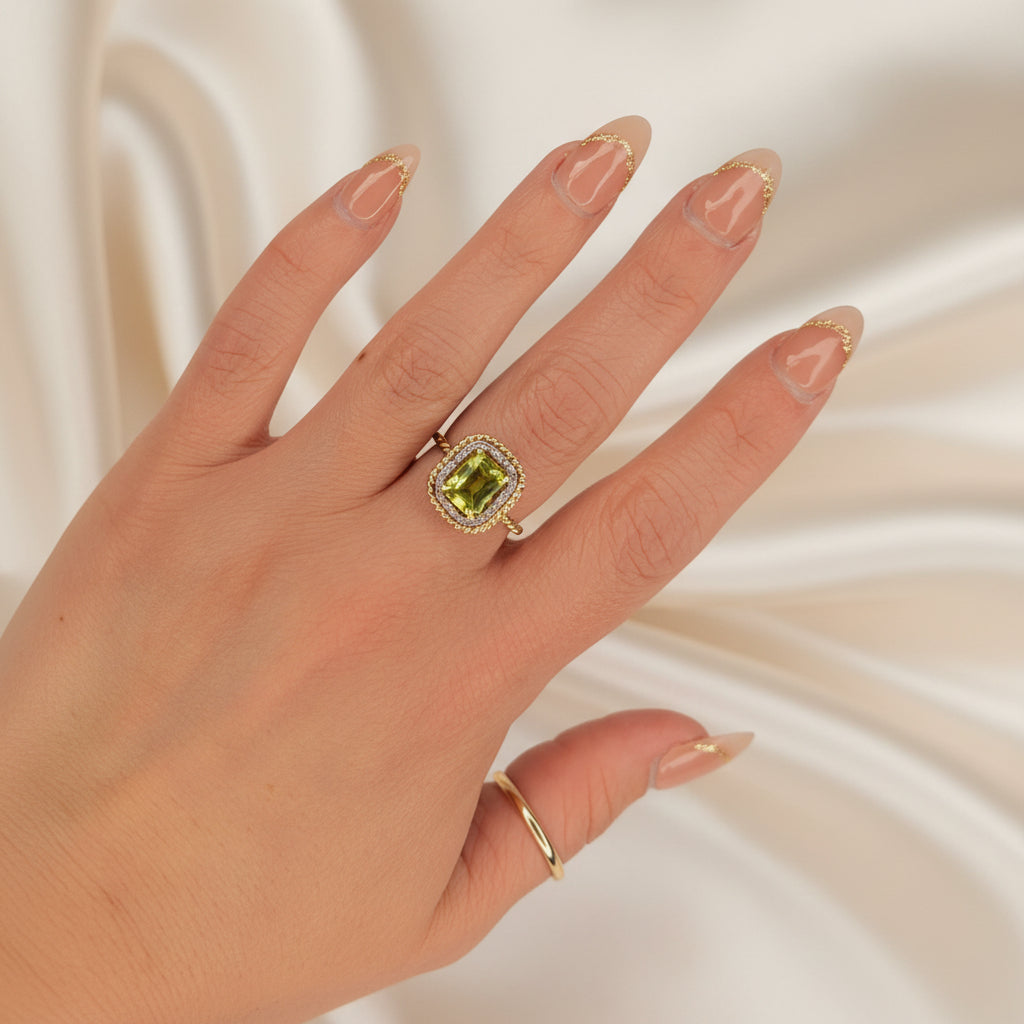 Estate Peridot and Diamond Ring with Rope Detail