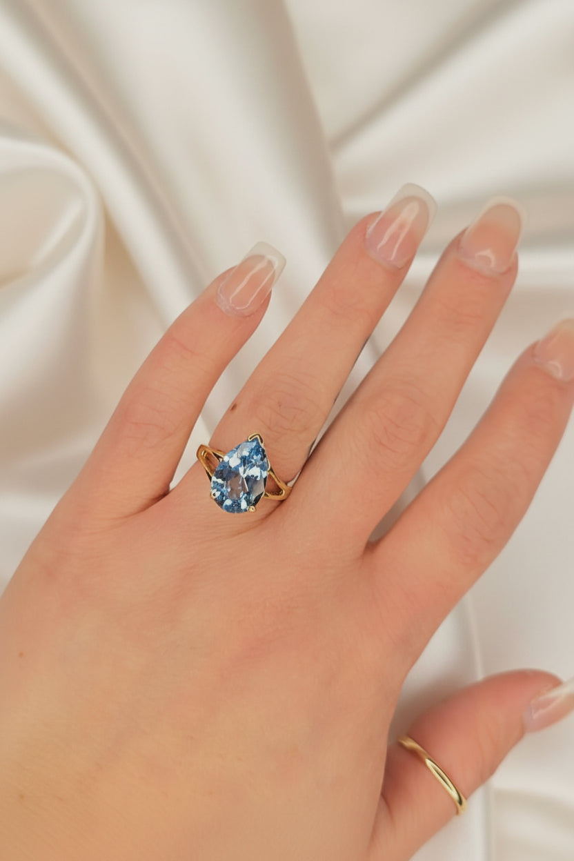 Estate Pear Blue Topaz Ring
