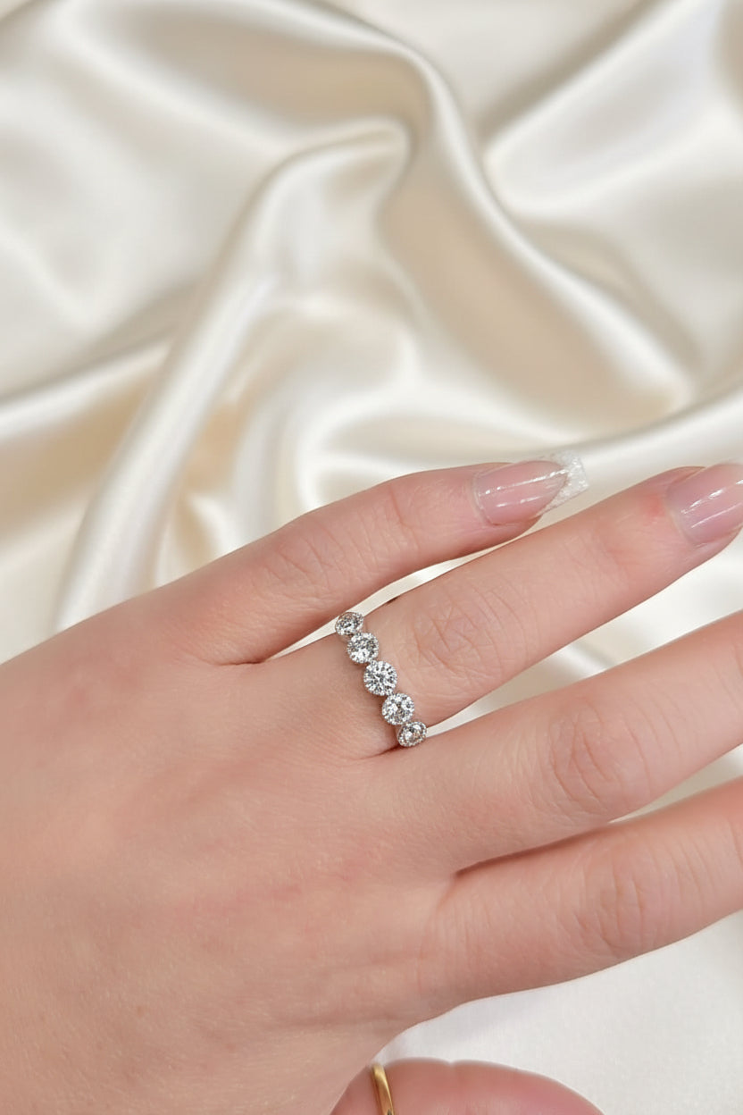 Lab Grown Diamond Bubble Band with Milgrain