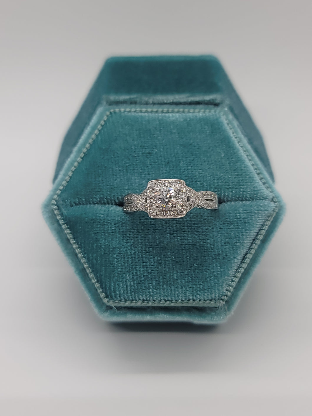 14k white gold Diamond Engagement ring