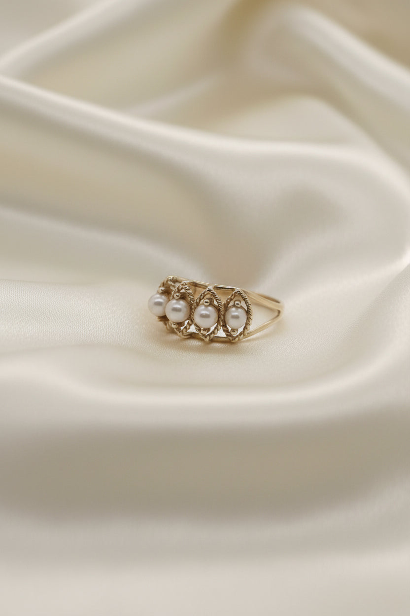 Estate Pearl Band