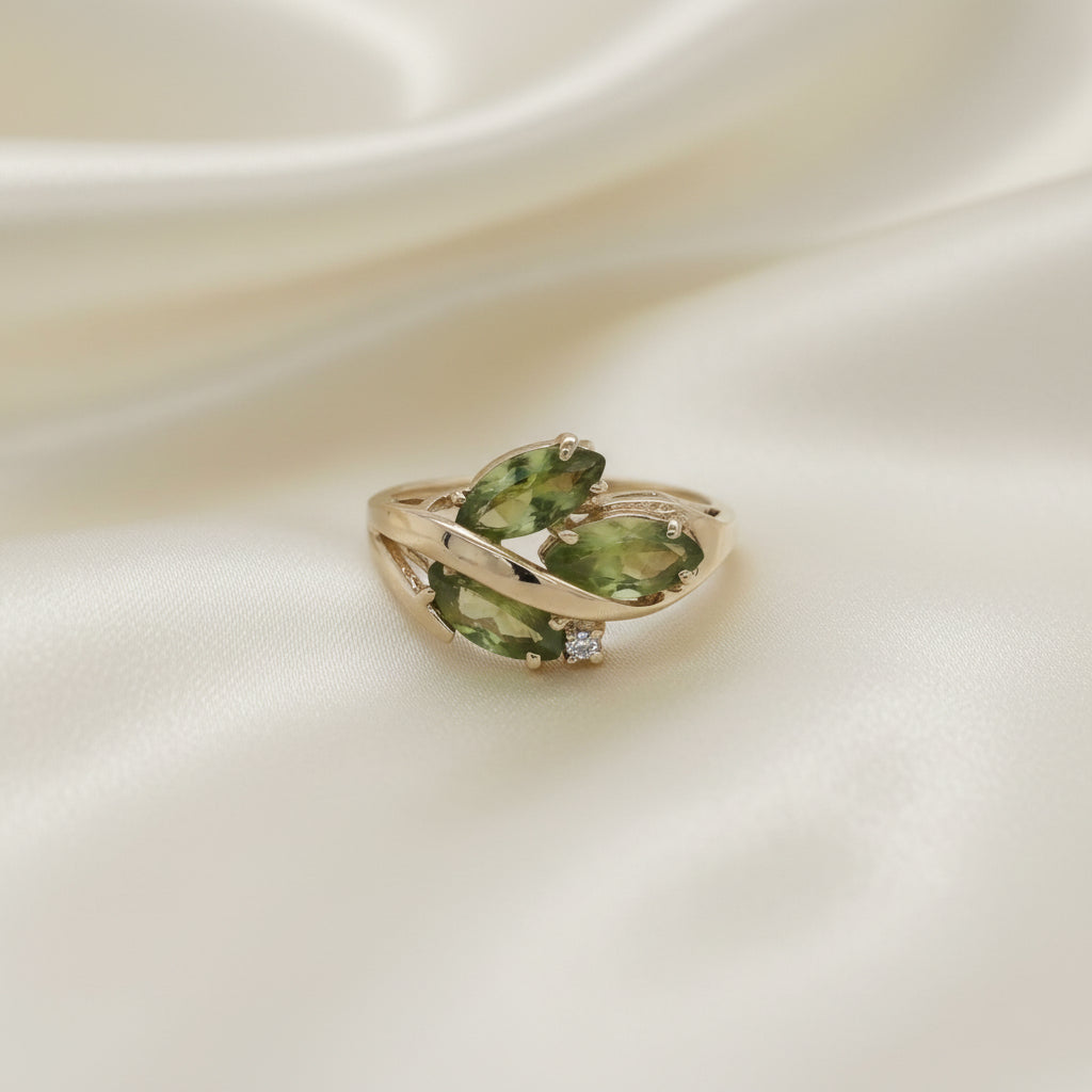 Estate Peridot and Diamond Leaf Ring