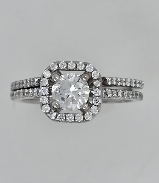 Classic Halo Diamond Wedding Set