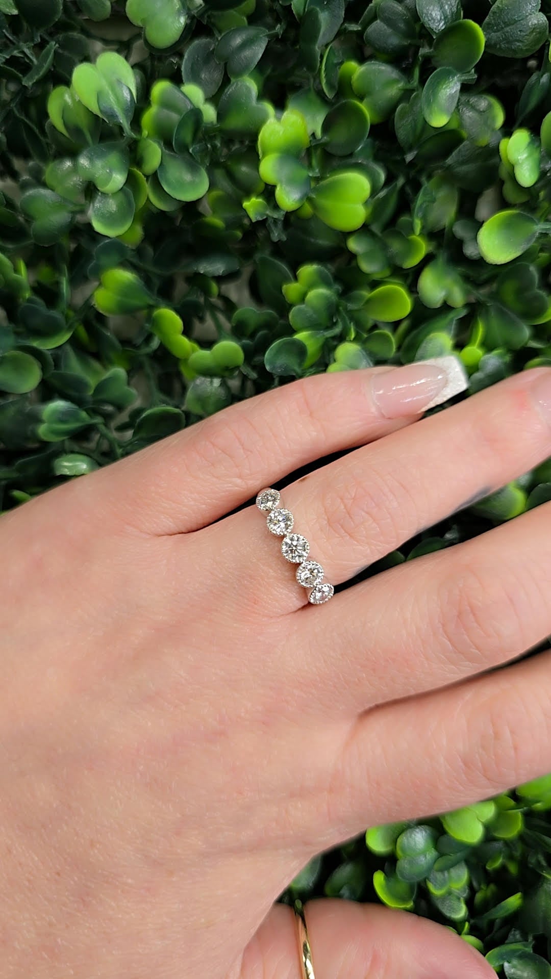 Lab Grown Diamond Bubble Band with Milgrain