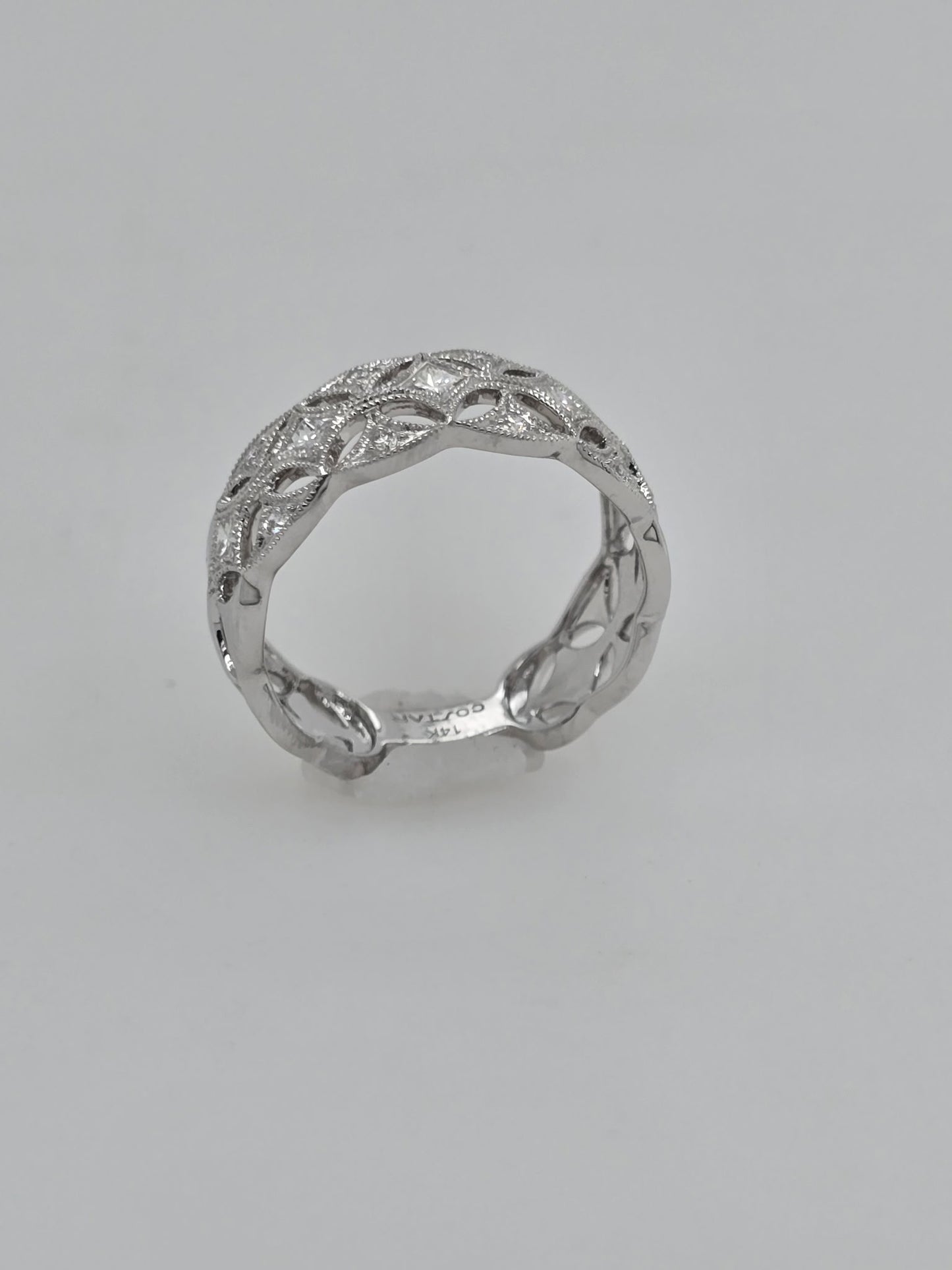 Geometric Cut Out Fashion Diamond Band